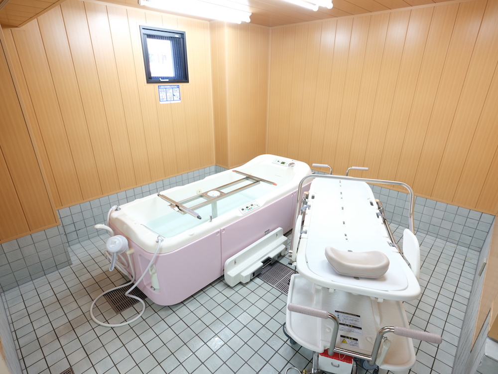 機械浴・浴室